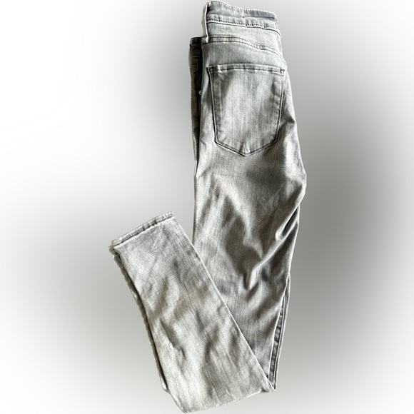 Abercrombie & Fitch Super Skinny Jeans - Picture 3 of 4